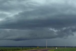 316 cidades do Paraná têm alerta para chuva forte, granizo e ventos de até 60 km/h; confira quais