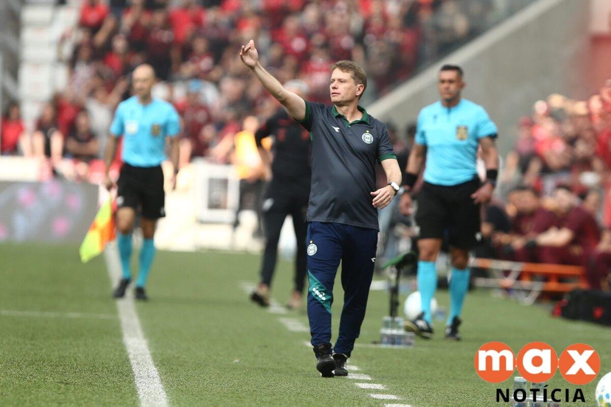 Coritiba transforma bola parada em arma e aposta em consultoria internacional