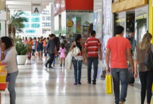 Crescimento populacional caiu para 0,37% em 2026, estima IBGE
