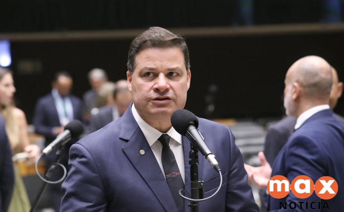 Eleições 2026 no PR: Sandro Alex propõe criação de Secretaria de Energia