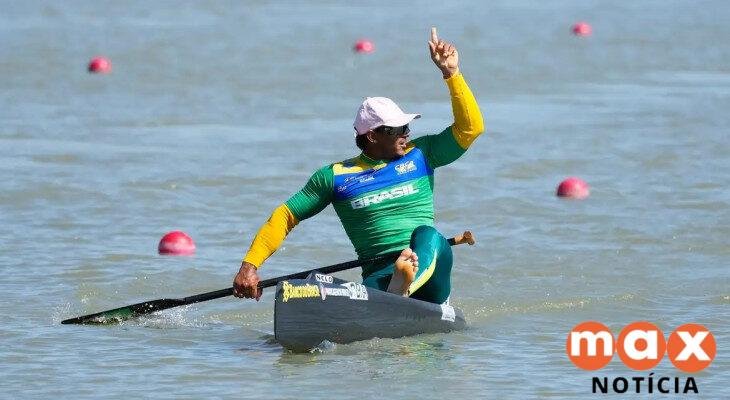 Isaquias Queiroz é campeão mundial no C1 500m na Polônia