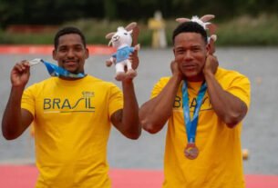 Jacky Godmann e Gabriel Nascimento são prata no Mundial de Canoagem