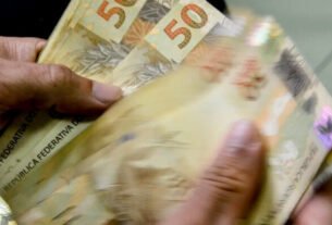Justiça reconhece salário “por fora” de R$ 14 mil e garante rescisão indireta a ex-gerente