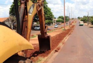 Asfalto afundando, buracos e sinalização quebrada viram alvo de cobrança em Assis Chateaubriand