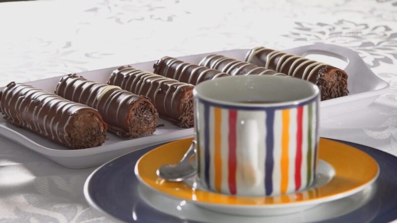 Receita de Canole Italiano: Aprenda a Fazer a Sobremesa