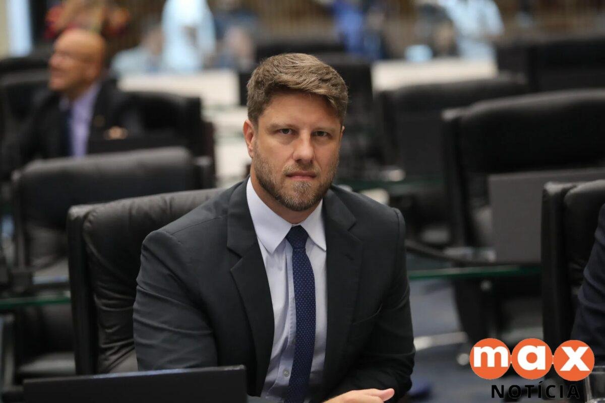Eleições 2026 no PR: Requião Filho visita hospital e participa de encontro sobre meio ambiente