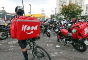 Greve de entregadores mobiliza motociclistas em São Paulo e outras cidades