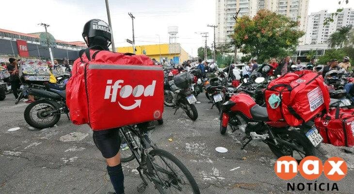 Greve de entregadores mobiliza motociclistas em São Paulo e outras cidades