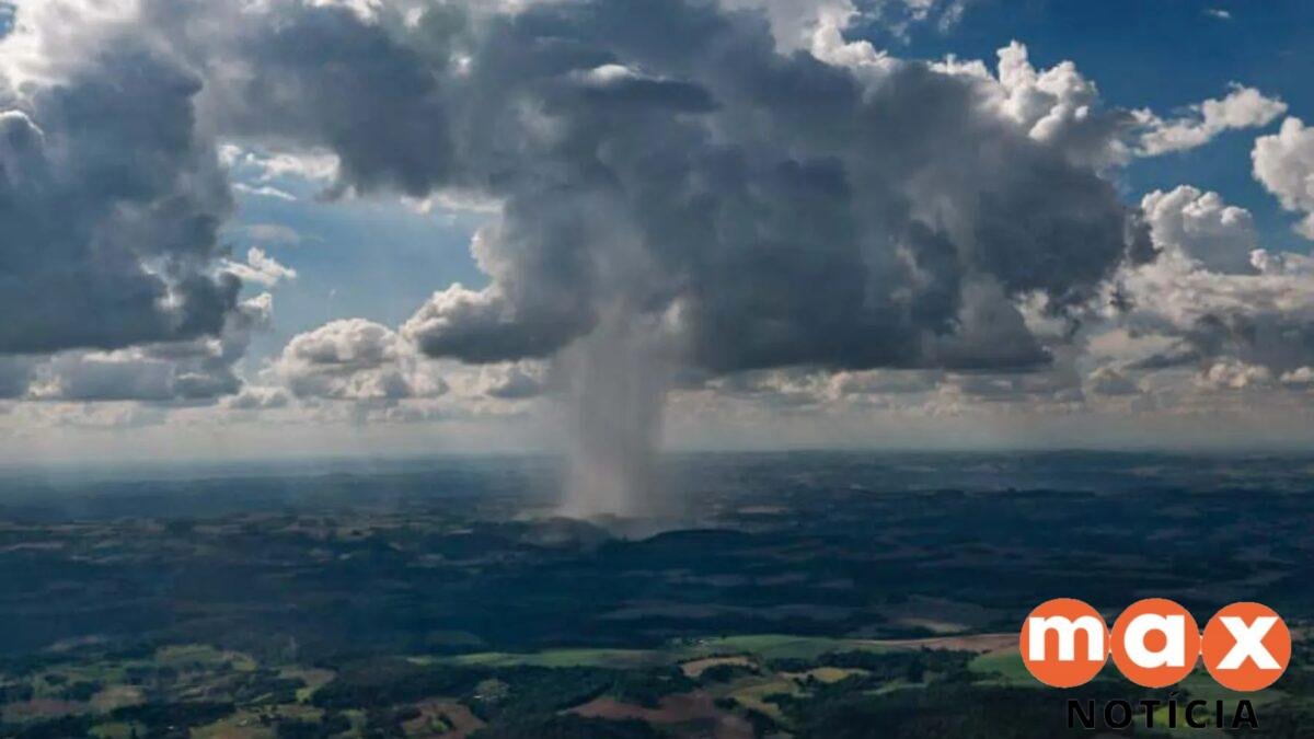 Mais de 200 cidades do PR recebem alerta para tempestade com ventos que podem chegar a 60 km/h; veja quais