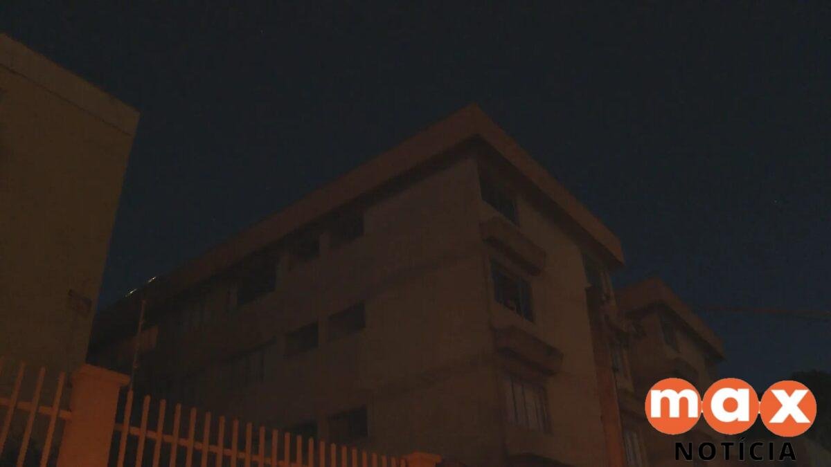 Tempestades deixam 180 mil imóveis sem luz no Paraná; 84 mil permanecem sem energia nesta terça (1º)