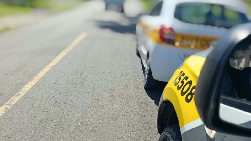 Instrutora de autoescola é pega com CNH cassada em Curitiba