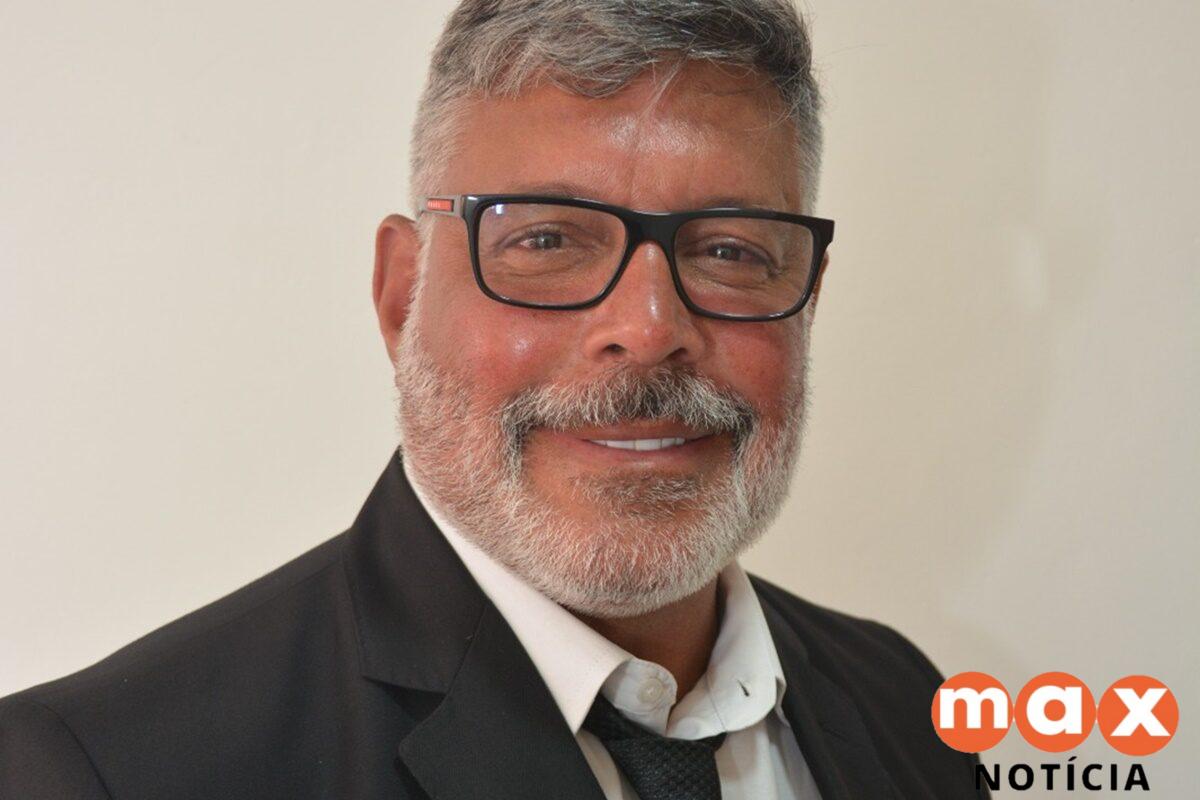 Alexandre Frota defende saída de Flávio Bolsonaro do país