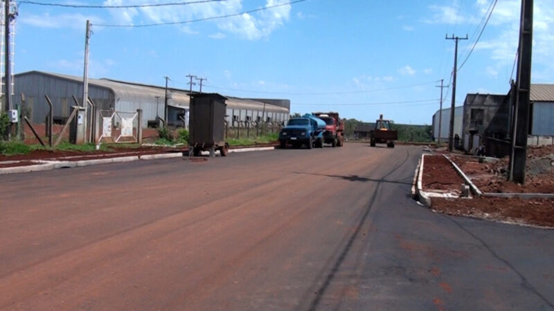 Parque Industrial de Matelândia atinge 45% de obras no asfalto