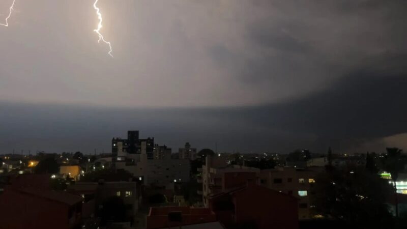 Ciclone no Paraná: alerta Máximo de tempestades no Fim de Semana