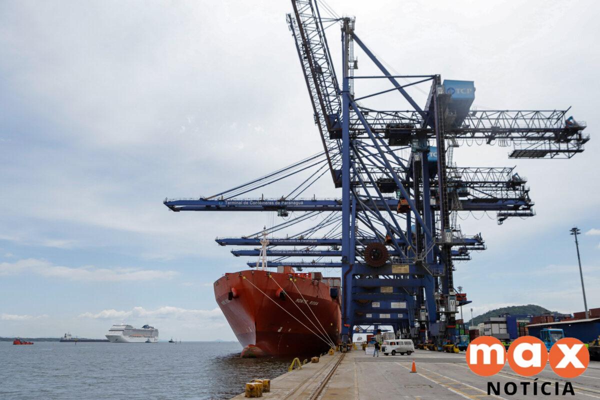Exportações do Paraná crescem 5,5% e somam US$ 18,7 bi