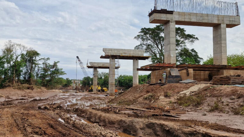 Nova ponte sobre o Rio Ivaí atinge 45% de execução no PR