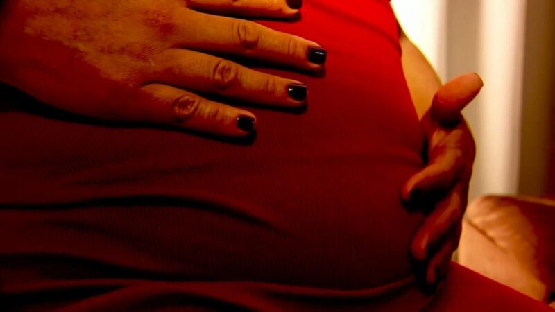 Paraná aprova lei que obriga hospitais a relatar casos de aborto