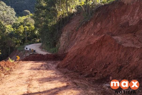 PR-340 é interditada totalmente para obras de alargamento