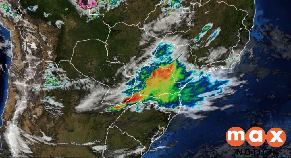 Foz do Iguaçu tem alerta de chuva e temporais até o fim de outubro