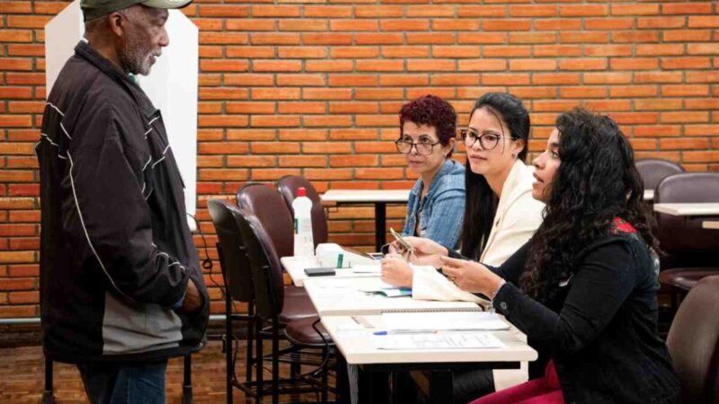 Votação em Foz do Iguaçu: saiba quem tem prioridade na fila
