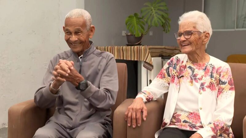 Casal de Curitiba celebra 70 anos de casamento com festa em família