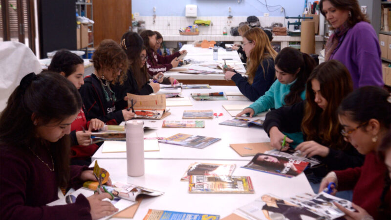 Oficinas gratuitas de arte têxtil para jovens em outubro