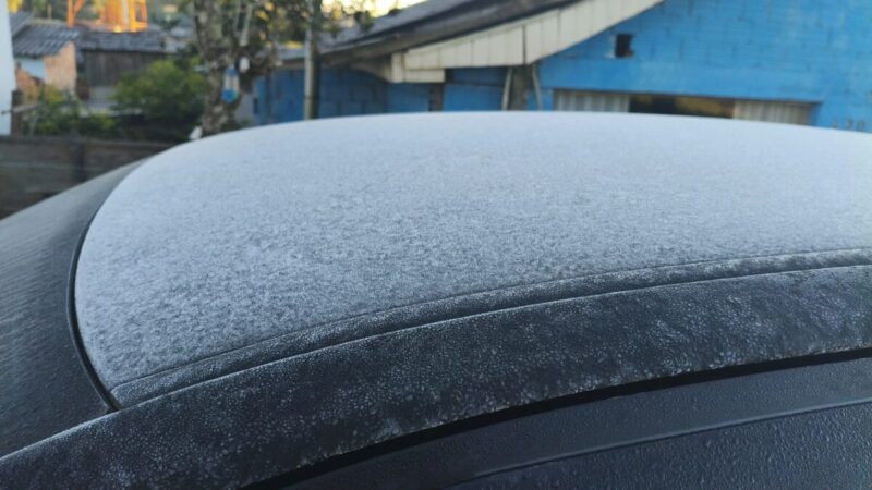 Paraná tem frio histórico perto de 0°C e geada em outubro