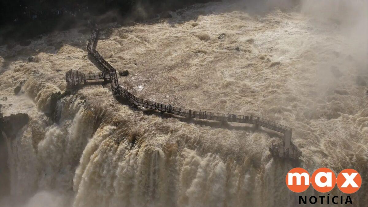 Cataratas do Iguaçu: Passarela é interditada após alta na vazão