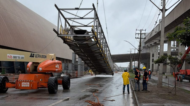 Moegão do Porto de Paranaguá faz primeira conexão ferroviária