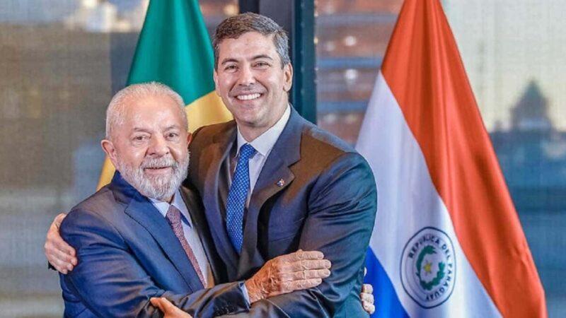 Santiago Peña parabeniza Lula pela vitória nas Eleições 2026