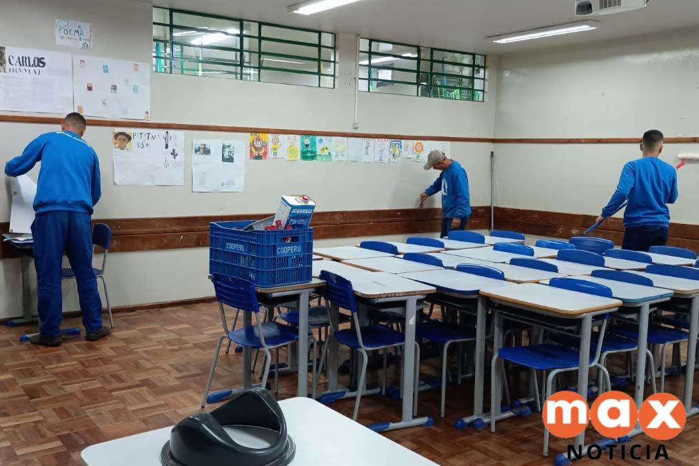 Programa Mãos Amigas economiza R$ 4,4 milhões em escolas do PR