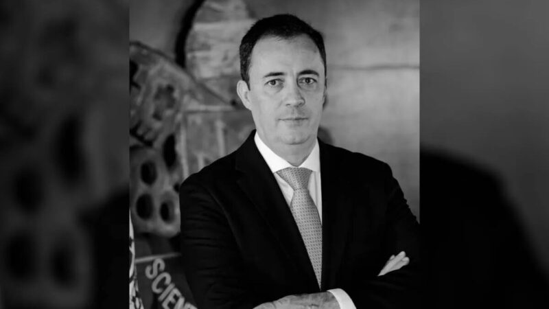 Reitor da PUC-PR morre em acidente com vento forte nos EUA