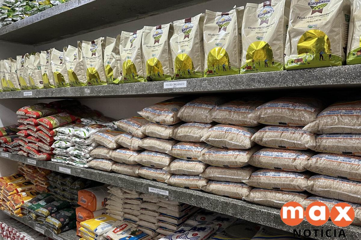 Paraná envia 4,8 mil toneladas de alimentos para escolas
